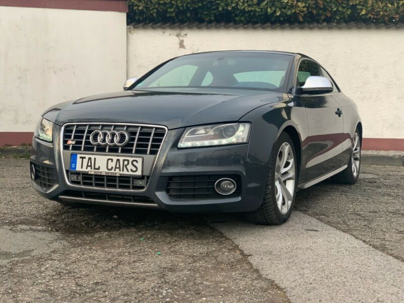 Audi S5 Coupe 4.2 Quattro - Photo