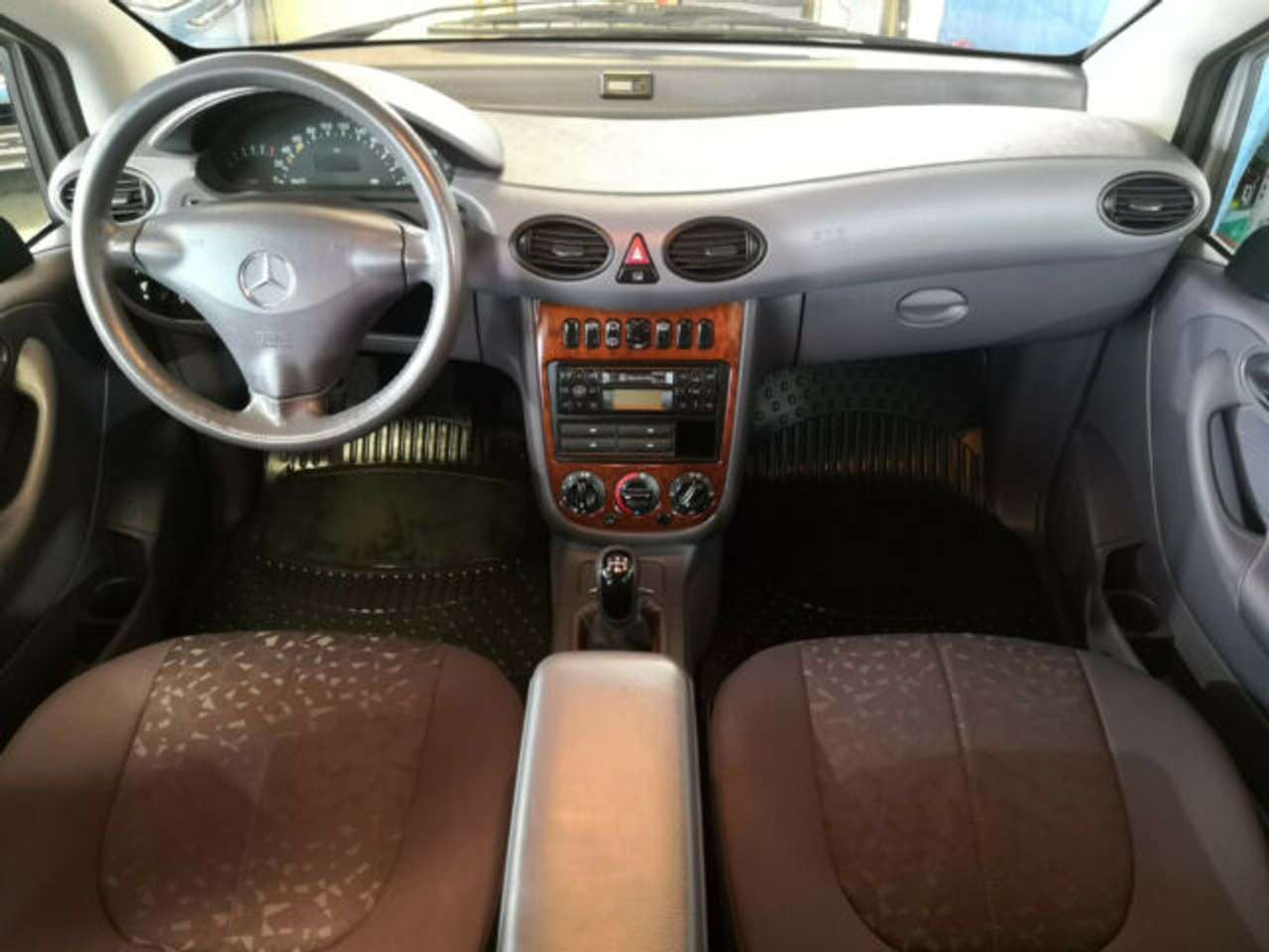 Mercedes Classe A 160 - Photo