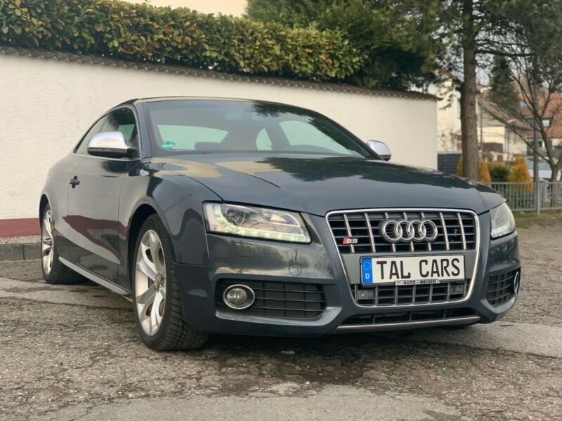 Audi S5 Coupe 4.2 Quattro - Photo