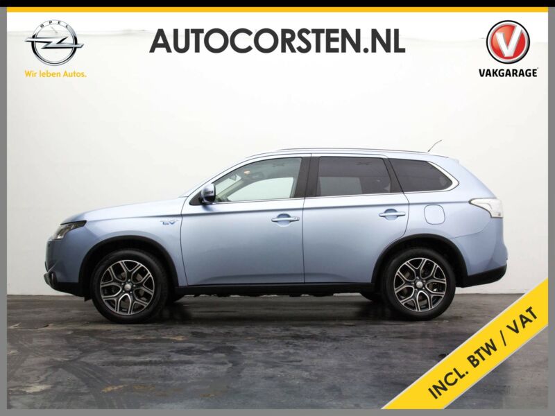 Mitsubishi Outlander 2.0PHEV - Photo