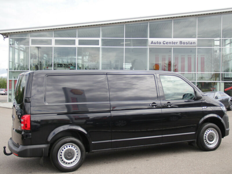 Volkswagen T6 Transporter - Photo
