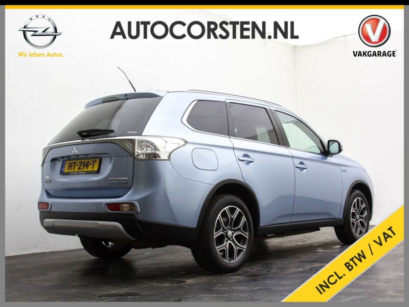 Mitsubishi Outlander 2.0PHEV - Photo