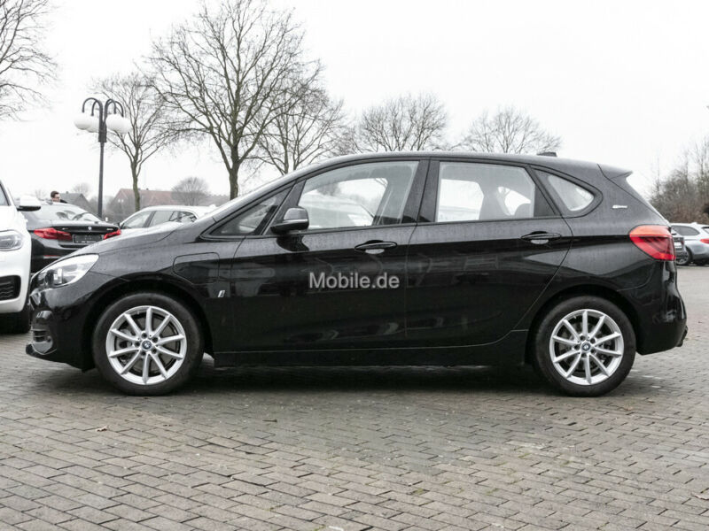 BMW 225 xe Active Tourer Navi - Photo