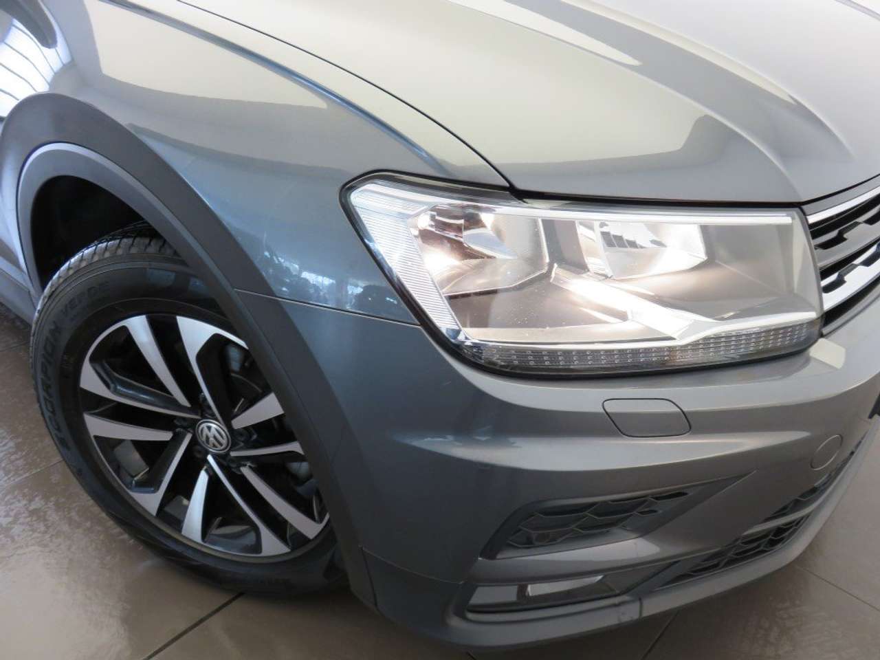 VW Tiguan IQ-Drive - Photo