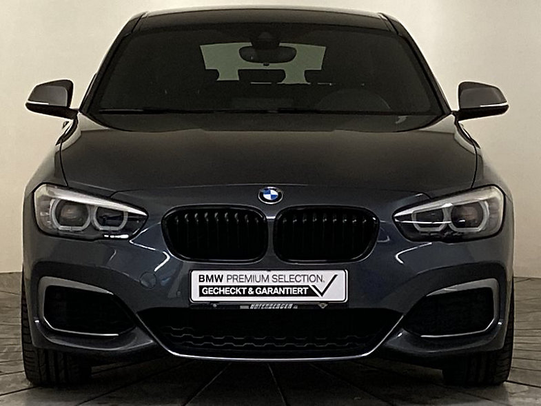 BMW M140i xDrive - Photo