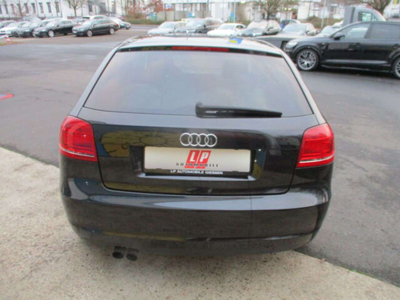 Audi A3 2.0 TDI Attraction - Photo