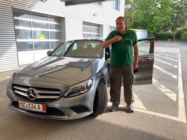 Mercedes-Benz C 200 d T Comand Panorama Multibeam Avantgarde - Photo