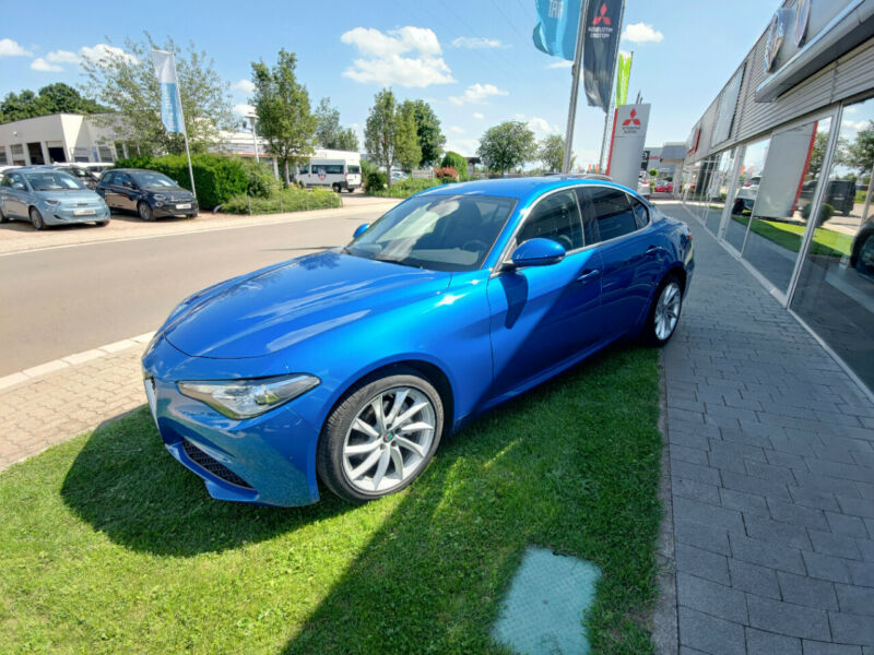 Alfa Romeo Giulia Super - Photo