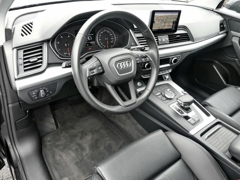 Audi Q5 2.0 TDI Quattro S Tronic LED - Photo