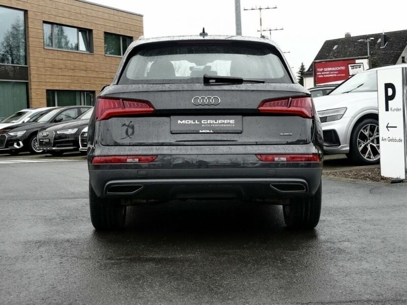 Audi Q5 2.0 TDI Quattro S Tronic LED - Photo