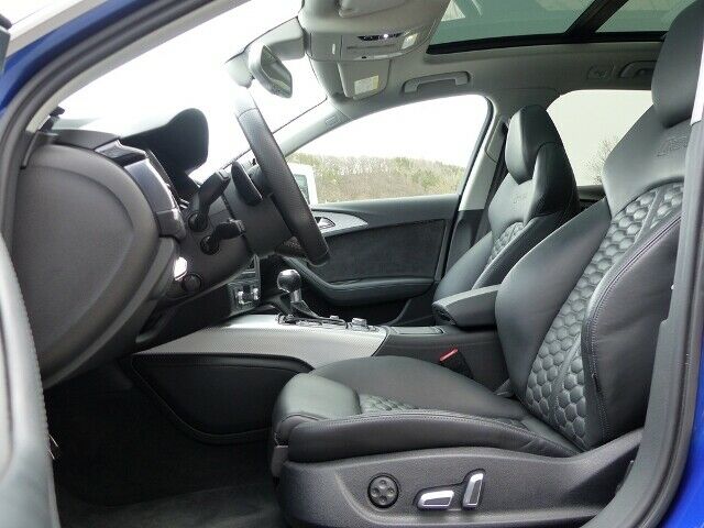 Audi RS 6 Avant 4.0 TFSI Quattro Tiptronic - Photo