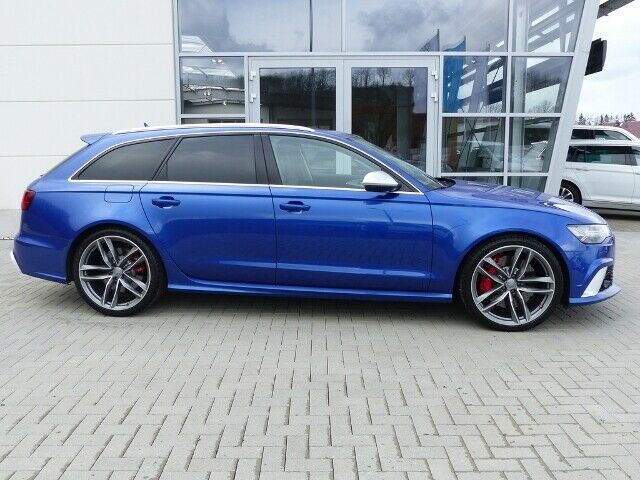 Audi RS 6 Avant 4.0 TFSI Quattro Tiptronic - Photo
