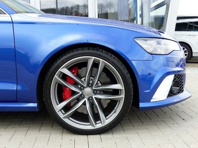 Audi RS 6 Avant 4.0 TFSI Quattro Tiptronic - Photo