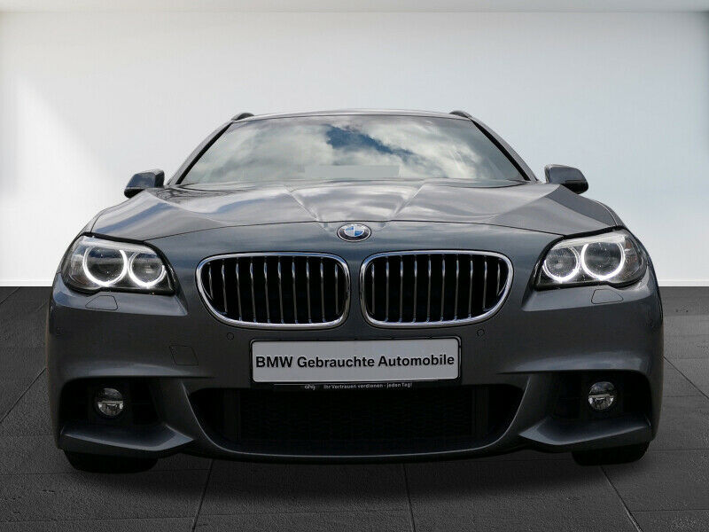 BMW 535d xDrive Touring PDC - Photo