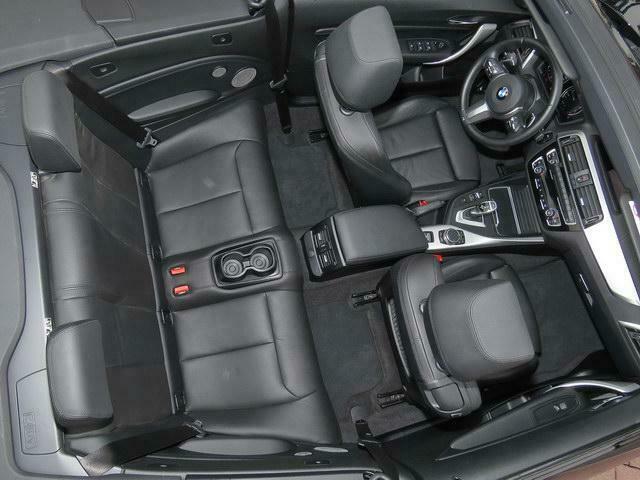 BMW M240i xDrive Cabrio - Photo