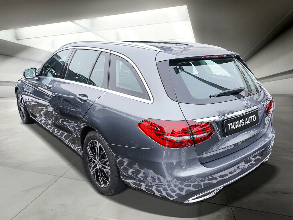 Mercedes-Benz C 200 d T Comand Panorama Multibeam Avantgarde - Photo