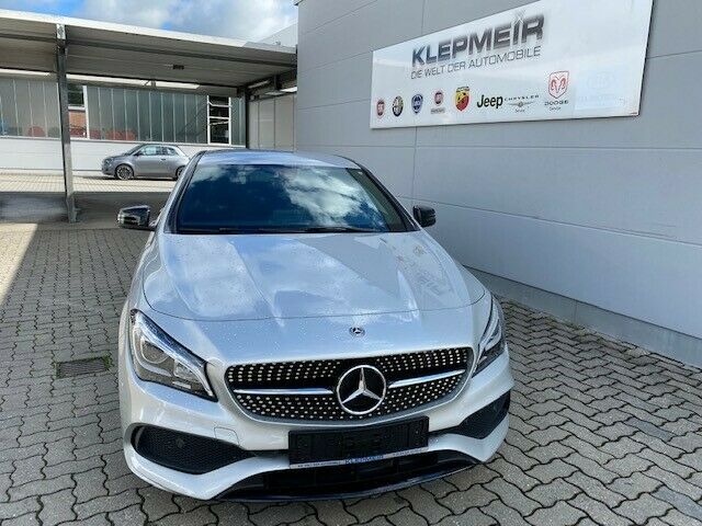 Mercedes-Benz CLA 200 Shooting Brake AMG Line - Photo