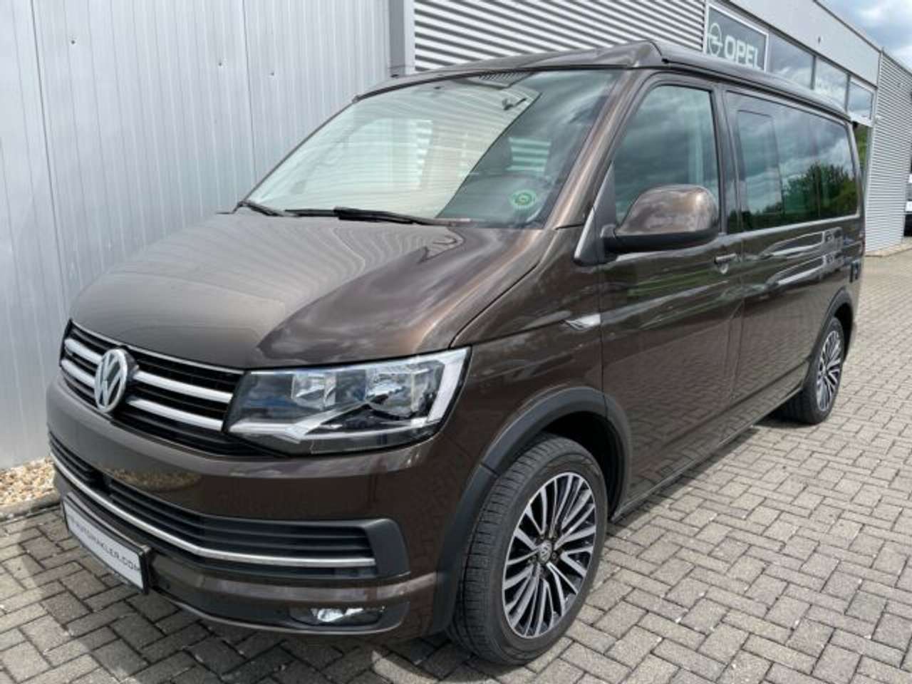 Volkswagen T6 Multivan California 4Motion Ocean Blue - Photo