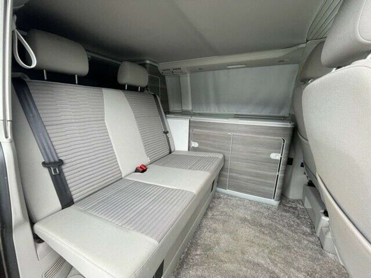 Volkswagen T6 Multivan California 4Motion Ocean Blue - Photo